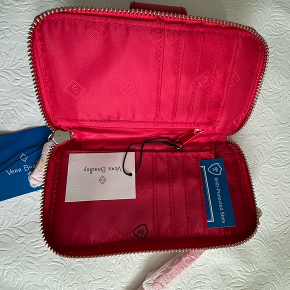 Vera Bradley RFID Rumba Smartphone Wristlet - Picture 3 of 4